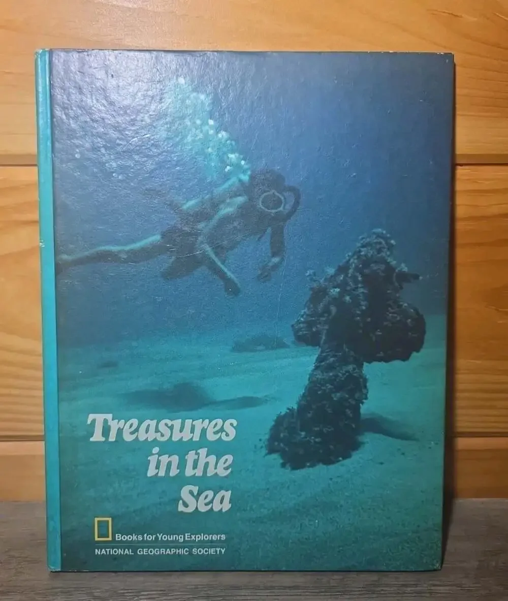 Treasures in the Sea Books for - ACCEPTABLE